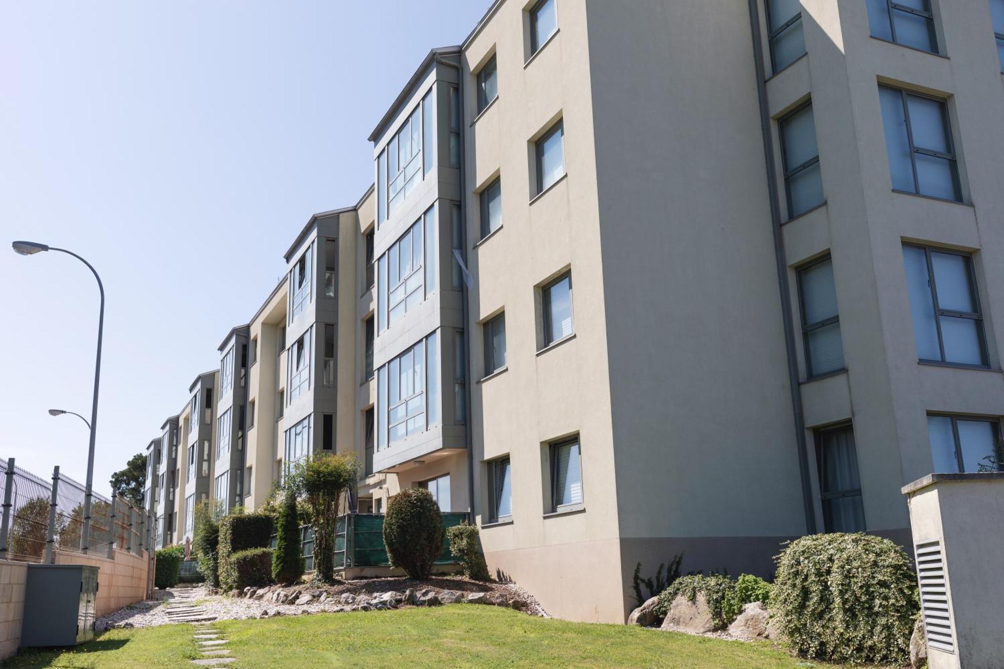 Апартаменты Baruhaus Piscina Y Parking Rianxo Рианхо Экстерьер фото